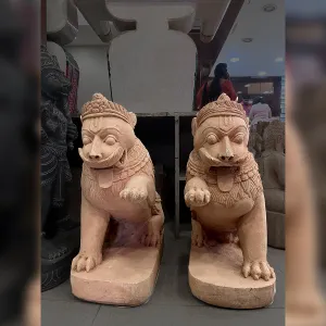 Sand Stone Lion Statue