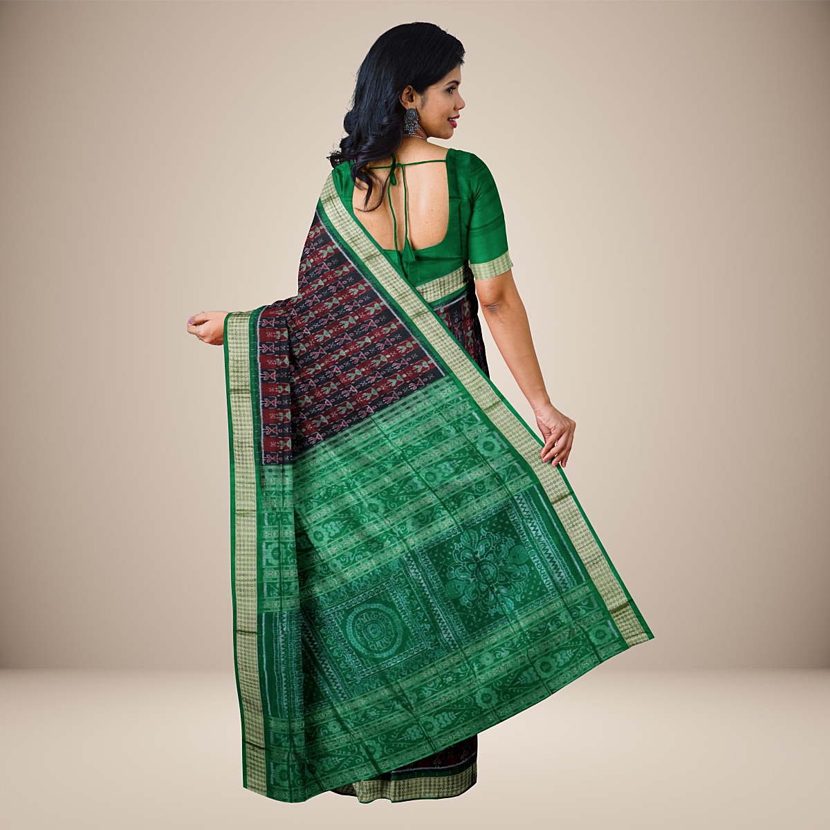 TRI3D__BMKA12__silk_set308_divya_back1__2024-2-19-13-38-57__1200X1200.jpg